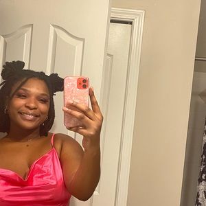 Meet your Posher, Kayla